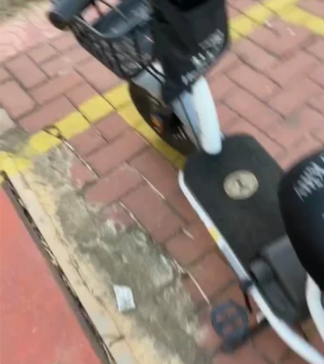 哈啰电动车新国标电动自行车 ❗️自提 便宜...