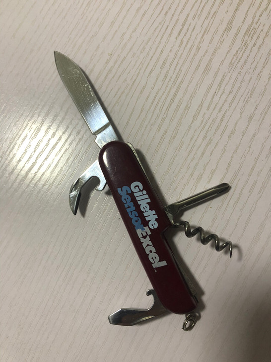 多用途军刀，长：8.8cm，吉利品牌国内制...