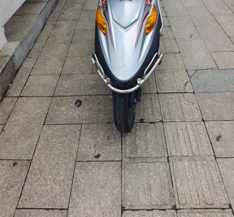 低价五羊本田电动车，72Ⅴ，成色精品，己加...