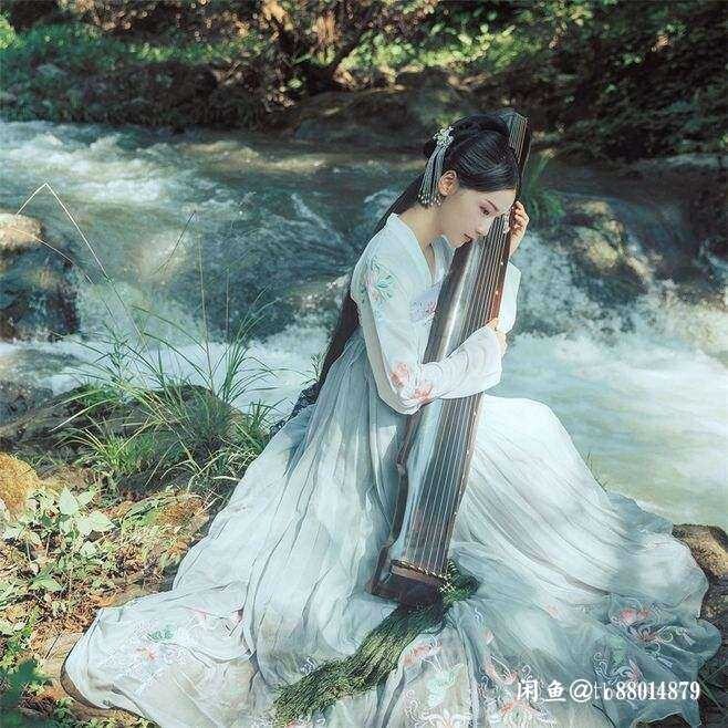 退坑xd价出！！满绣六米荷仙子齐胸  素羽...