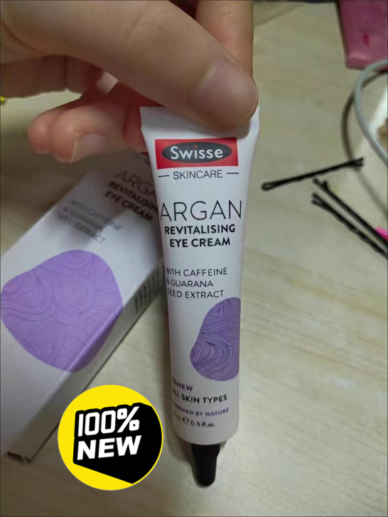 Swisse眼霜，自留款，正在用，当时买了...