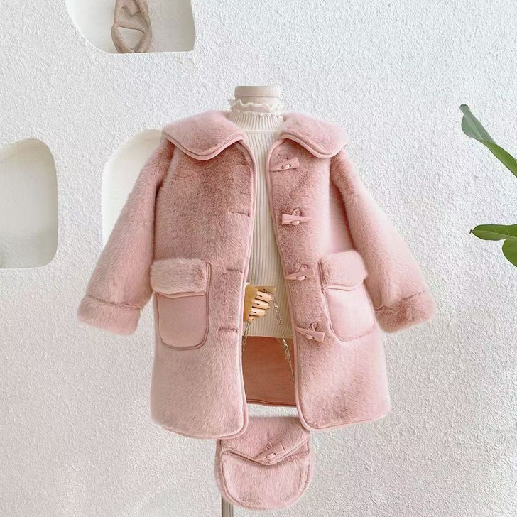 全新 水貂毛呢牛角外套 带包包130码