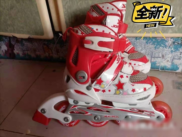 儿童中码轮滑鞋          适合30...