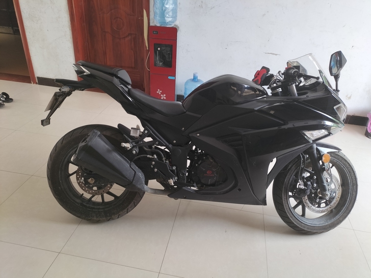 V6摩托车国四电喷跑车400公路赛 小忍者...