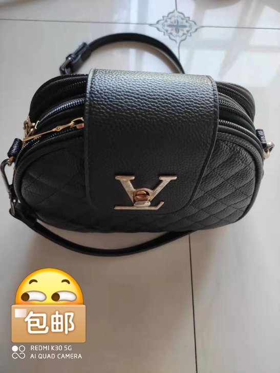 女士斜肩包，九成新包邮