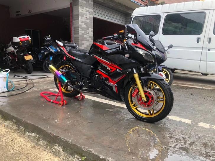 地平线赛车跑车机车摩托车 250排量  车...