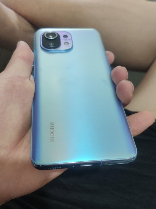 小米11.全网通12加256.换的原装屏幕...