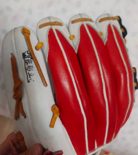 棒球手套，以为孩子手套弄丢了，在同学（不练...