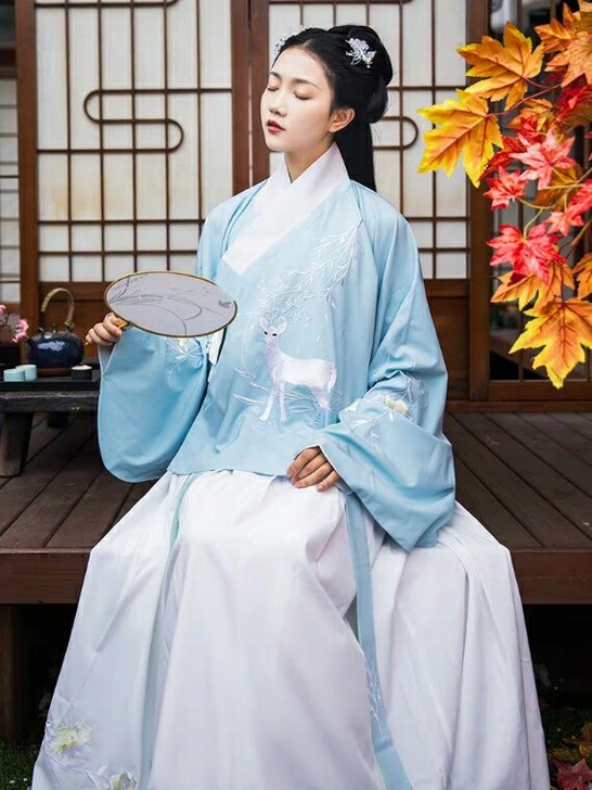 白鹿 墨子研 汉服女交领襦裙琵琶袖明制袄裙...