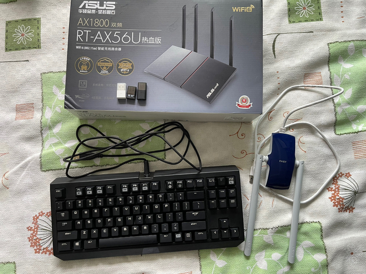 闲置电脑外设,华硕RTAU-56路由器 雷...