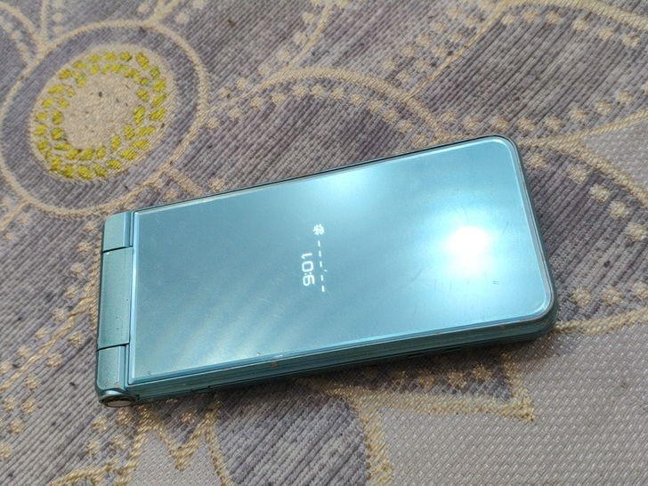 夏普 601SH初音绿