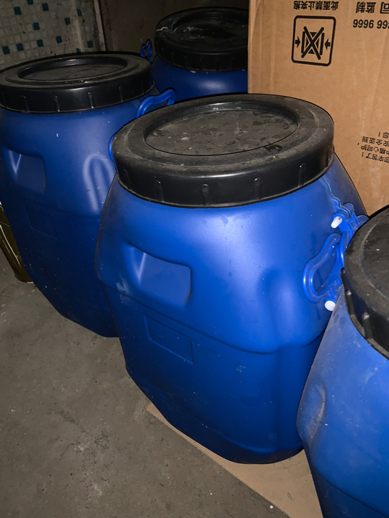 塑料桶60升长方形加厚 九成新有的没用过，...