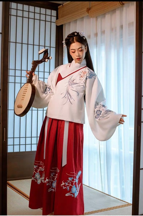 艺缕原创正品【鸾凤】交领汉服女琵琶袖明制袄裙