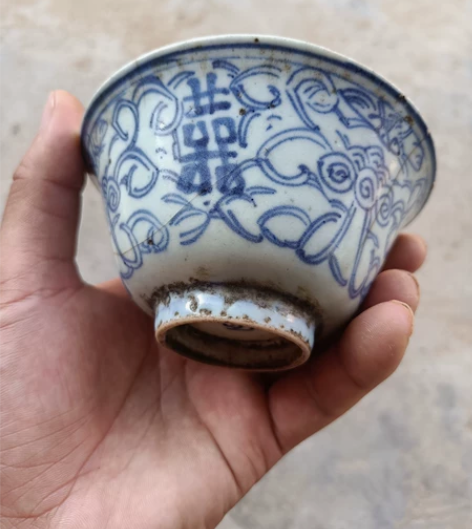 清代青花盖碗 品相如图 包老包真标价就...