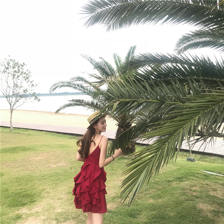 海南三亚度假拍照沙滩裙女泰国性感露背吊带裙...