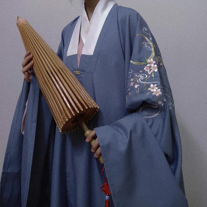 东月棠 明制披风