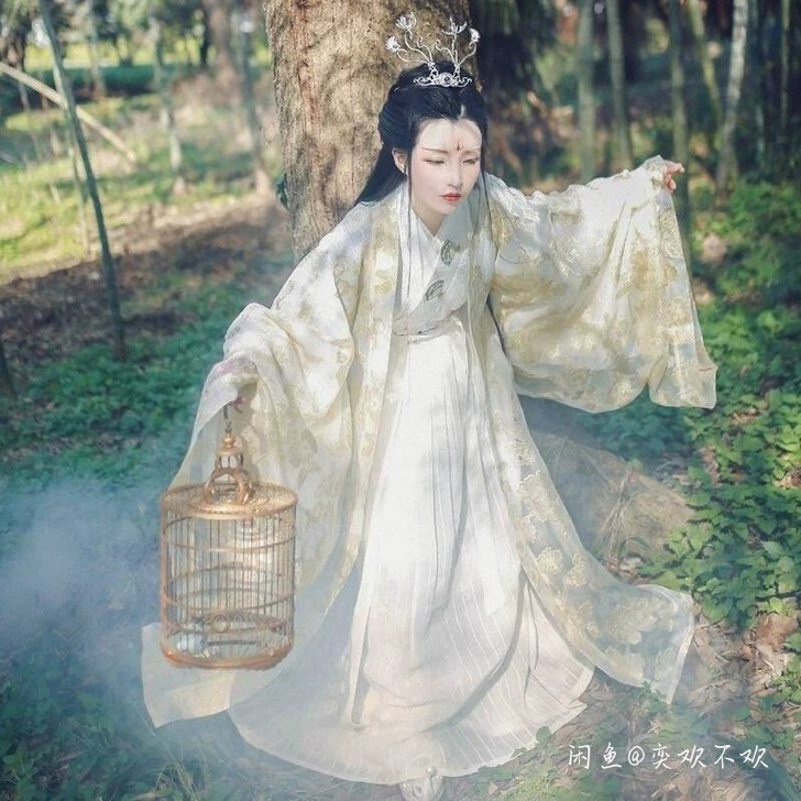 现货司南阁 毕方传统汉服女绣花刺绣织金烫金...