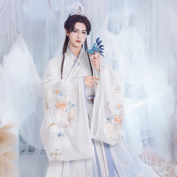 雪姬汉服交领版