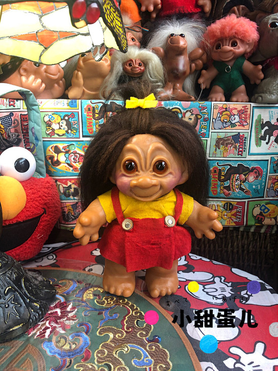 状态极佳的1959稻草小女娃