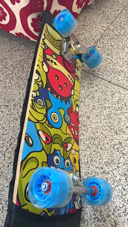 全新包邮80cm四轮滑板双翘板公路刷街板成...