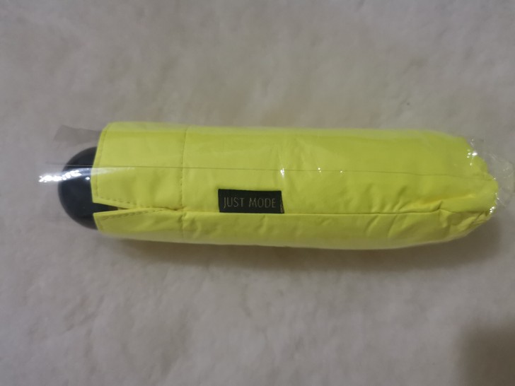 全新蕉下太阳伞，迷你小小的外带很方便