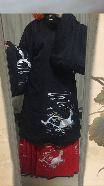 凤兮汉服   鹿鹤同春明制袄裙马面裙