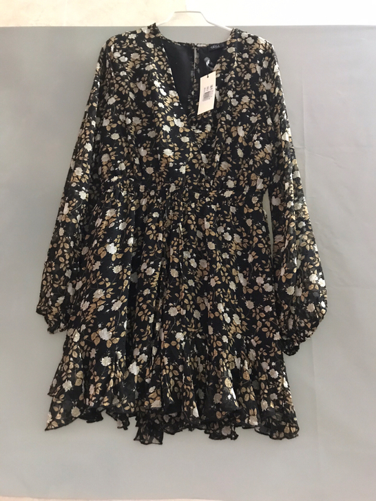 全新品牌碎花连体裤裙，质量和做工都很好，上...