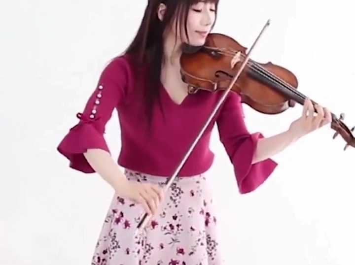 便宜出，全新实木小提琴 ，原价都是两千多的...