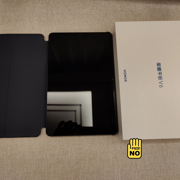 荣耀平板V6 电脑，买来很少用，机器无划痕...