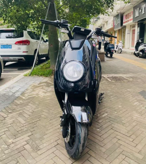 包上牌 深圳二手电动车,实体店车城,二手电...