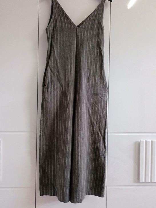 优衣库连体裤 xs码洗过一次,衣长11...