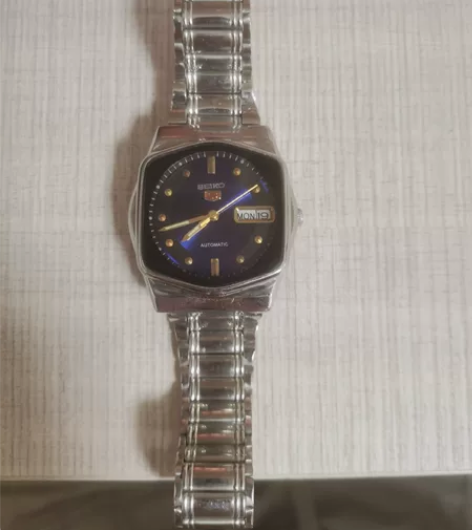 从印度海淘了一个精工的手表，如图，花费也如...