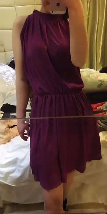 紫色连衣裤面料很舒服舒适