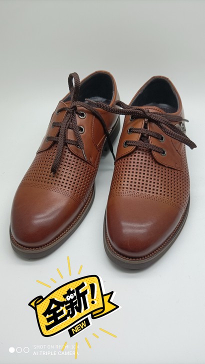 骆驼男凉鞋 断码处理 全新正品 外头层牛皮...