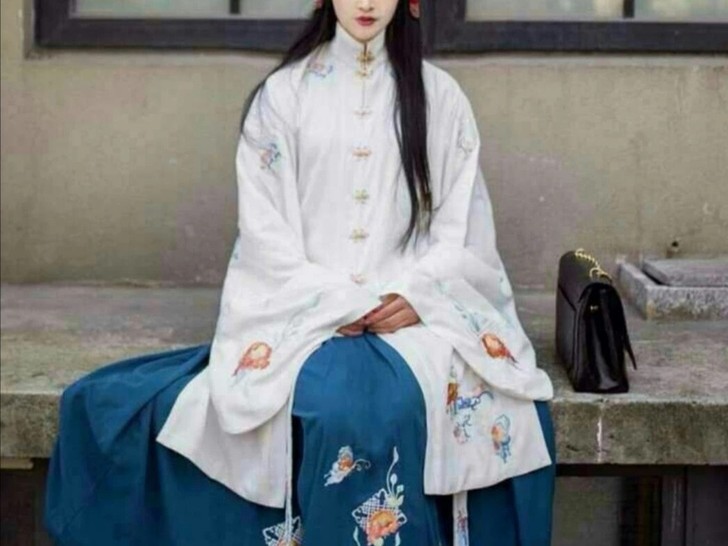 【急出!】司南阁画屏明制汉服齐腰 L码...