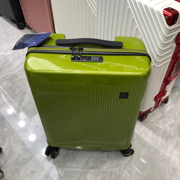 FUTURA超轻拉杆箱静音轮旅行箱万向轮