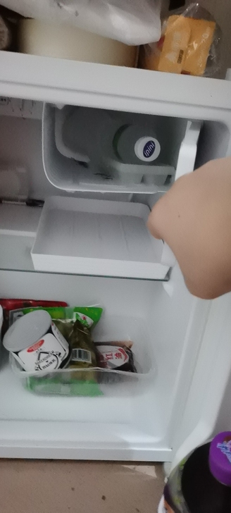 出售一台容声48升单门冰箱，无拆无修，fa...