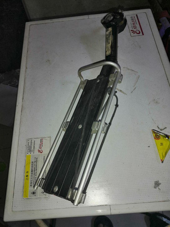 赛车后架，50元，不包邮。