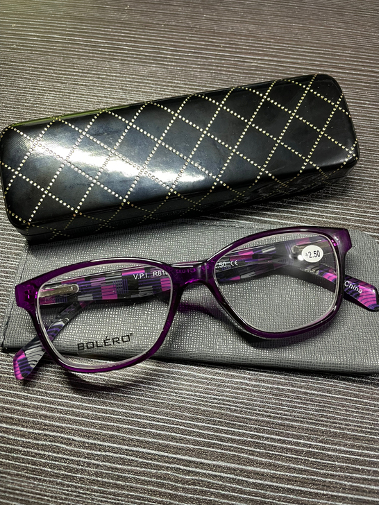 女士老花镜,250度高清镜片,高品质哦。外...