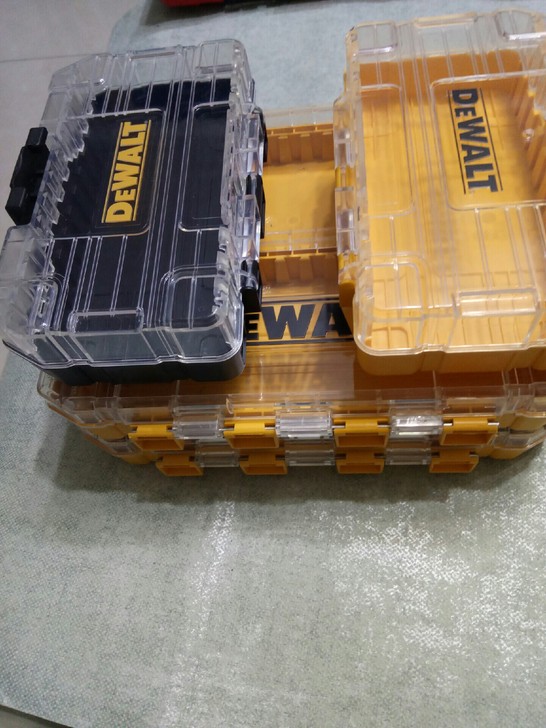 全新正品得伟可叠加批头收纳盒，零件盒，有透...
