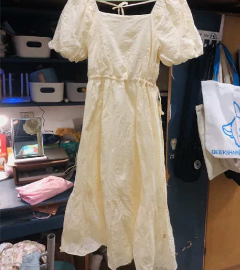 前段时间爱依服实体店购入,保正 99新,只...