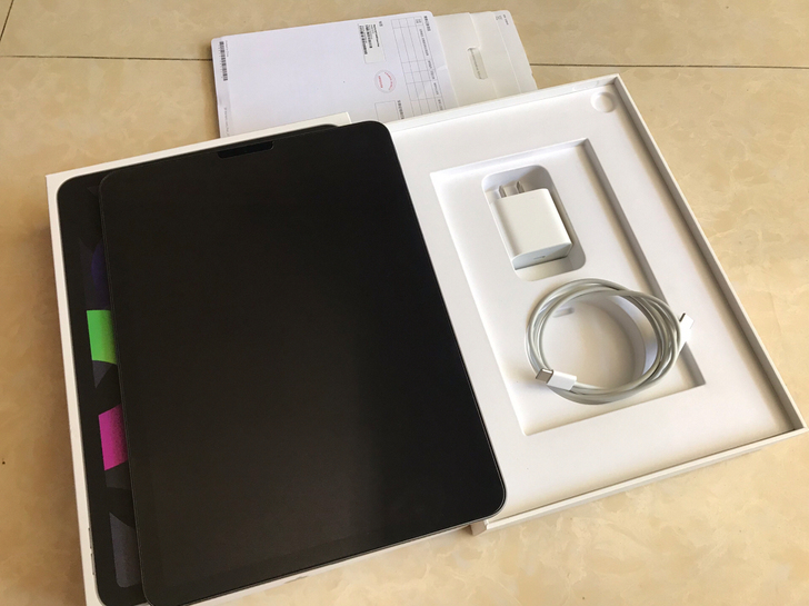 10.9英寸iPad air 4深空灰64...