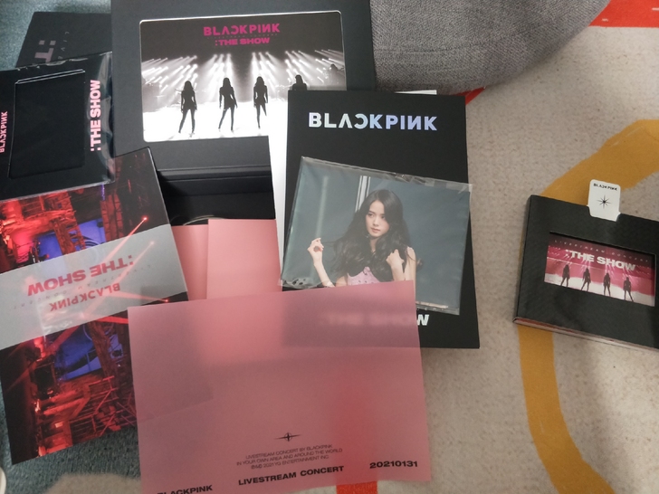 出 blackpink the show ...