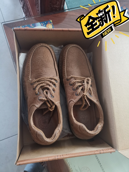 骆驼鞋，20年年底买的，只穿了一次，几乎全...