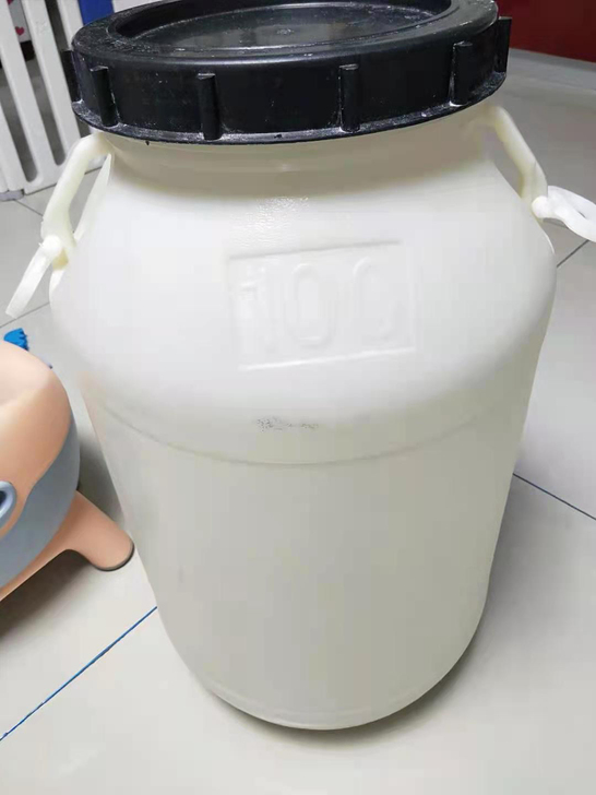100升食品级塑料桶,养鱼困水用。自提。