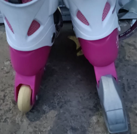 米高儿童轮滑鞋旱冰鞋，教练推荐轮滑鞋，好滑...