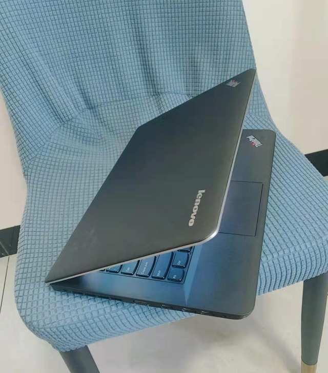 联想笔记本电脑 i7四核 独显 笔记...