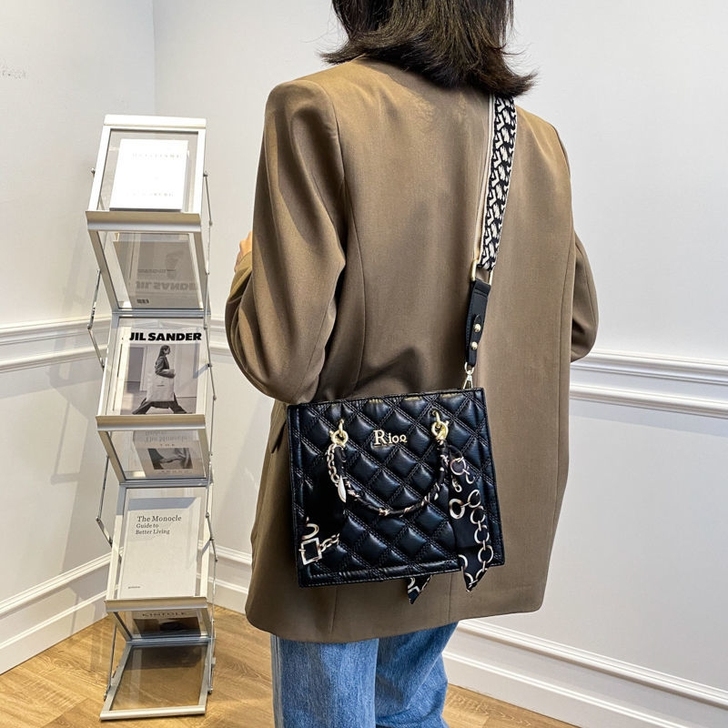 网红菱格包包女2020新款潮韩版百搭单肩斜...