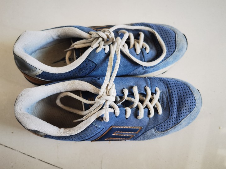 鸿星尔克跑步鞋网面休闲鞋透气学生春季旅游轻...