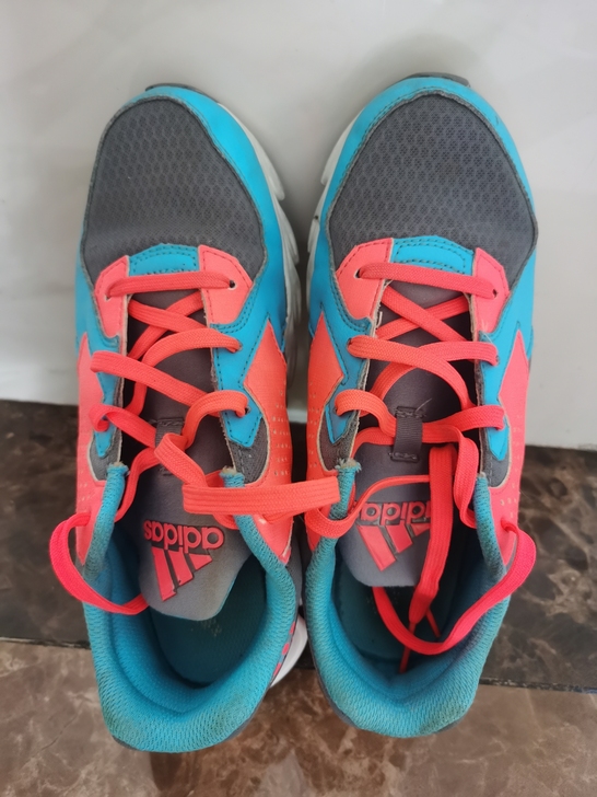 正品阿迪达斯Adidas旅游鞋运动鞋38 ...
